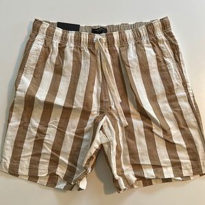 Banana Republic Men’s Casual drawstring shirt - size M (31-35)